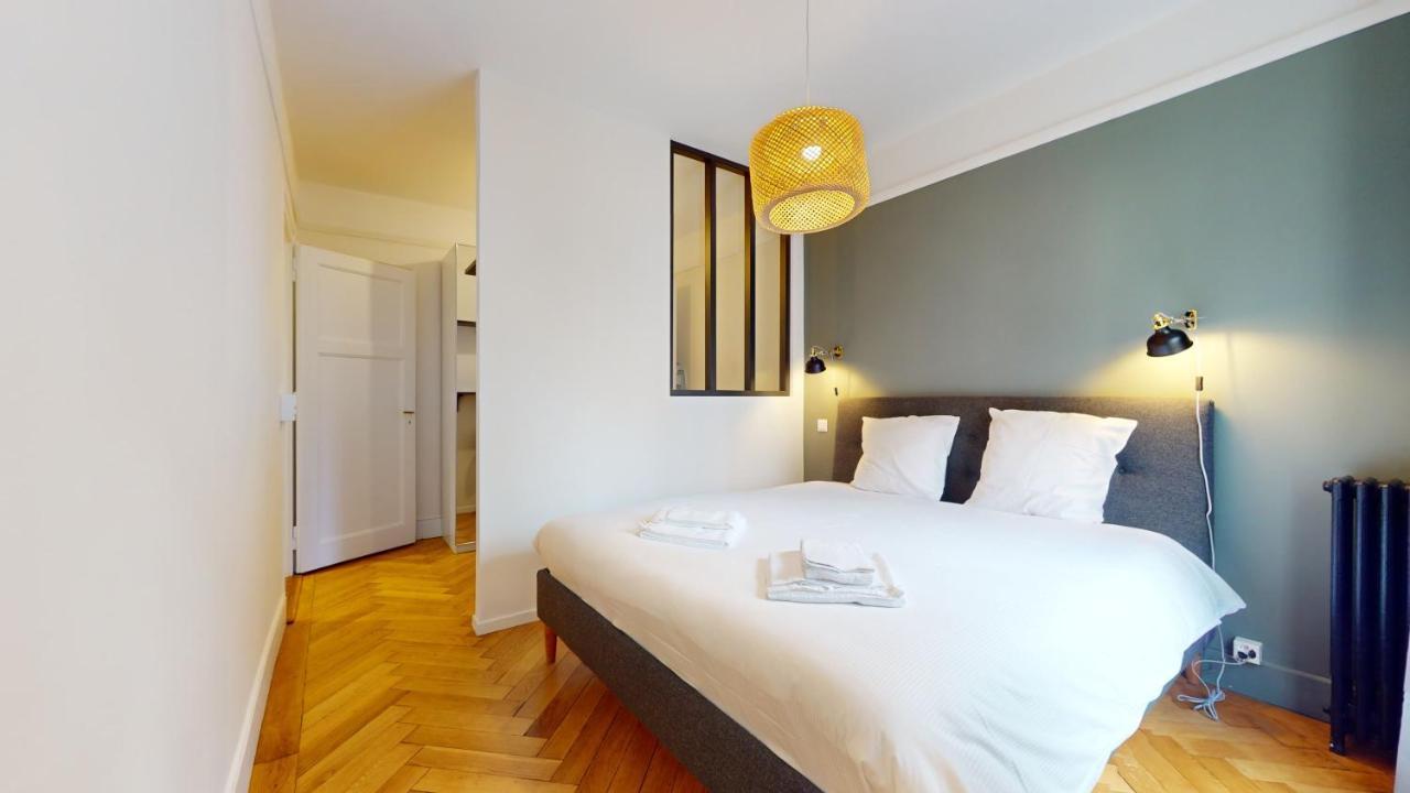 Beautiful Modern With Balcony In Geneva