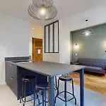 Apartment Beautiful Modern With Balcony In Genf